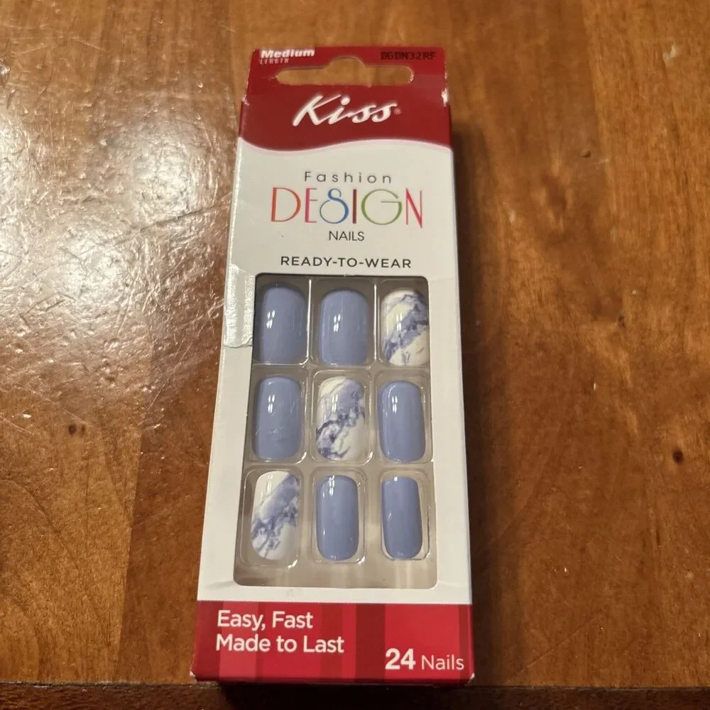 Kiss Shiny Blue Swirl Artificial  Glue On Nail Medium